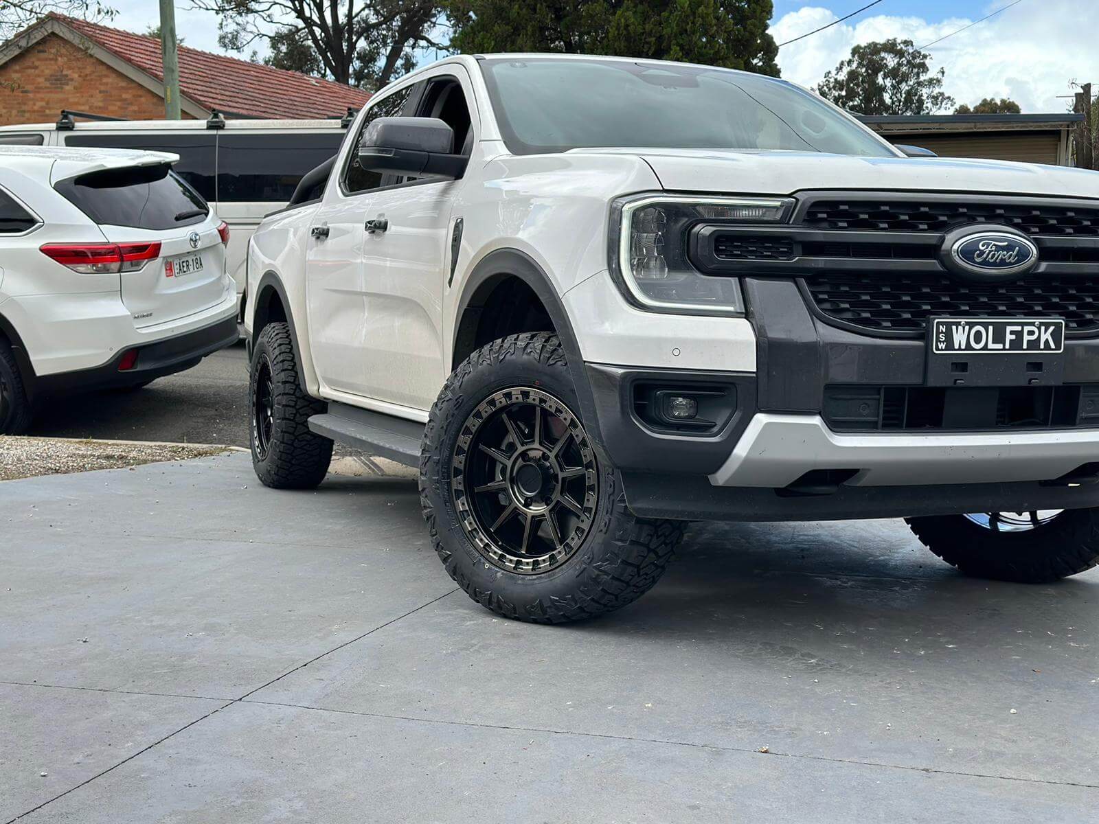 Next_Gen_Ranger_Wheels_Black_Rock_Gunner_Gloss_Black_Dark_Tint_17_Inch_Rims_For_Ranger_4x4