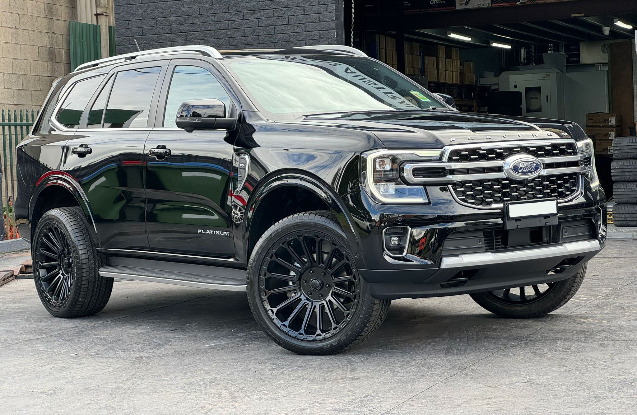 FORD EVEREST NEXT GEN | 22" BLACK ROCK EMPIRE SATIN BLACK WHEELS