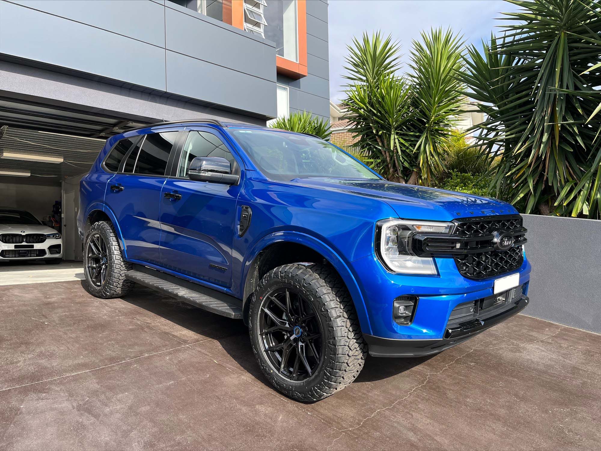 FORD EVEREST NEXT GEN | 20" GT FORM GFS1 SATIN BLACK WHEELS
