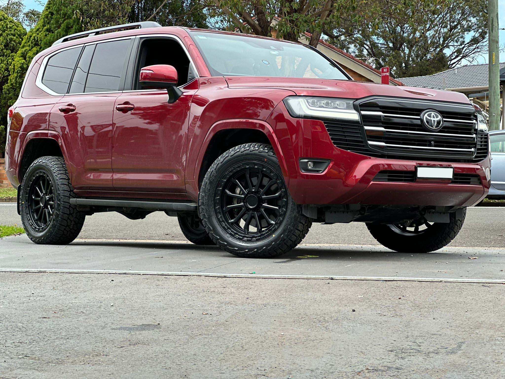 TOYOTA LANDCRUISER 300 SERIES | 20" BLACK ROCK COBRA SATIN BLACK WHEELS
